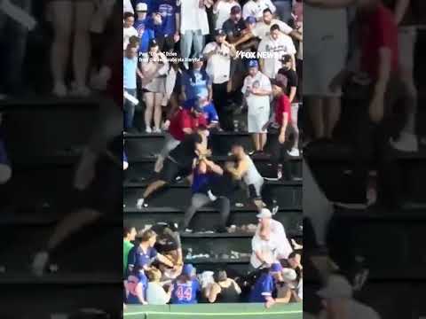 You are currently viewing Brawl ERUPTS during Cubs-White Sox game at Wrigley Field #shorts #foxnews #news #us