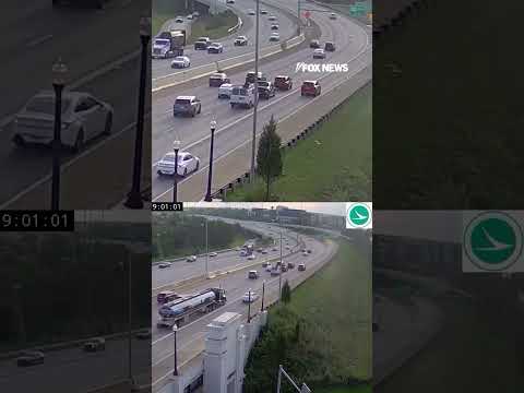 You are currently viewing Driver causes SHOCKING accident after stopping in the middle of interstate