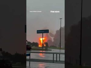 Read more about the article SEE IT: Lightning sparks MASSIVE fireball at Oklahoma pipeline facility #foxnews #news #shorts #fire