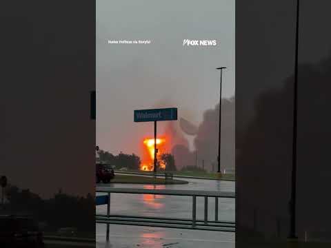 Read more about the article SEE IT: Lightning sparks MASSIVE fireball at Oklahoma pipeline facility #foxnews #news #shorts #fire